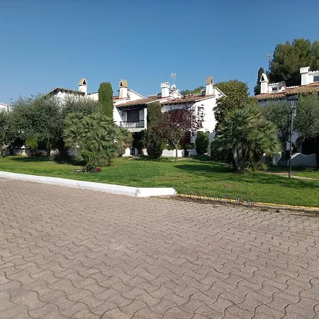 R121 - Alorda Park *